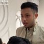 Romantis! Pengantin Pria Jadi MUA Mempelai Wanita, Warganet sampai Nahan Napas