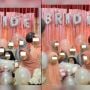 Sedang Rayakan Bridal Shower, Foto Bersama Berakhir Terjungkal Berjamaah Gegara Ranjang Ambruk