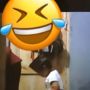 Bocah Cium Bagian Tubuh Bapak Ini Pas Salat, Publik Bengek: Dek Surga Itu...