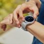 Pengguna Samsung Galaxy Watch 4 Kini Bisa Akses Google Assistant