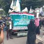 Demo Copot Menag Yaqut, Massa PA 212 Cs Mulai Menyemut di Depan Kantor Kemenag