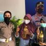 Sambil Menyelam Minum Air, Pendaftar SIM di Polrestabes Semarang Dapat Bonus Minyak Goreng dan Vaksinasi