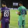 Ditahan Seri, Asisten Pelatih Persebaya Puji Habis Kiper Persita Rendy Oscario