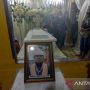 Isak Tangis Keluarga Iringi Kedatangan Jenazah Korban Penembakan KKB