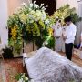 Takziah ke Rumah Duka Almarhum Arifin Panigoro, Jokowi jadi Jemaah Salat Jenazah
