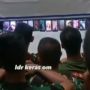 Viral Calon Tentara Kompak Video Call Kekasih, Warganet Mengira Pengajian
