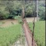 Sudah Lapuk Jembatan Lebak Nangka Putus, Sembilan Siswa Terjatuh