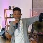 Lirik Lagu Setengah Hati - Betrand Peto