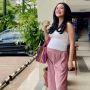 Aura Bumil Makin Memesona, 5 Potret Dea Ananda Pamer Baby Bump