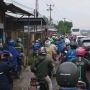 Viral, Kawasan Industri Karawang Macet Total, Warga: Kehujanan, Bensin Habis, Perut Lapar, Nikmat Sekali Pagi Ini