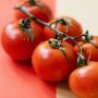 7 Cara Membuat Masker Tomat untuk Perawatan Wajah Alami