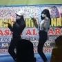Viral Remaja Joget TikTok di Acara Wisuda Madrasah, Warganet Sindir Panitianya