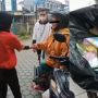 Terciduk Ngutil Dagangan Minimarket, Ibu-ibu Nangis Meminta Ampun, Warganet: Tuman, Motor Keren Tapi Nyolong