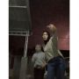 Lagi Asyik Bikin Konten TikTok Viral, Dua Cewek Kaget Petir Tiba-tiba Datang Menyambar