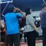 Bukan Ikut Panik, Pria Malah Lantunkan Azan saat Lihat Pengunjung Restoran Ngamuk Sampai Teriak Kesetanan