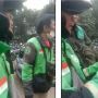 Viral Ojol Terlalu Santuy Saat Bekerja Sampai Lupa Penumpang Ketinggalan, Publik: Kurang Kopi Nih Abangnya
