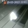 Viral CCTV Rekam Sosok Bercahaya Duduk dalam Masjid di Lipat Kain Kampar