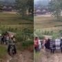 Akses Jalan Sulit Tak Ada Faskes Memadai, Warga Desa di Jawa Timur Ditandu Sarung Demi Pengobatan