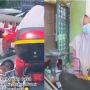 Videonya Rawat Lansia Renta Pakai Motor Roda Tiga Viral, Pedagang Ini Tolak Bantuan: Larisi Saja Daganganku