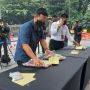 Khusus Dewasa! Ini Penampakan Celana Dalam Hingga Pakaian Cosplay Barang Bukti Kasus Pornografi Dea OnlyFans