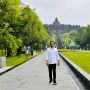 Tinjau Candi Borobudur, Jokowi Minta Bikin Seni Pertunjukkan Secara Rutin