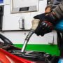 Malaysia Turunin Harga Bensin, Netizen Indonesia Auto Julid: Di Sini yang Turun Hujan Doang!