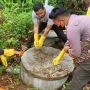 Penemuan Mayat Wanita Muda Nyaris Tanpa Busana Dalam Septic Tank di Bengkalis