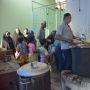 Dinanti Saat Ramadhan, Bubur India Masjid Pekojan Semarang Dibagikan Gratis Saat Buka Puasa