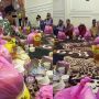 Viral Hajatan Dapat Bingkisan Minyak Goreng, Tuan Rumah Banjir Pujian, Warganet: Tamunya Pulang-pulang Disayang Istri