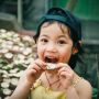 Bocah Cilik Ini Curhat Puasa Setengah Hari, Warganet Malah Salfok dengan Makanannya