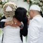 Momen Haru Pemuda 18 Tahun Jadi Wali Nikah Kakak, Publik Mewek