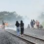 Awas Ngabuburit di Rel Kereta Api Bisa Kena Pidana, Ini Penjelasannya