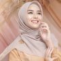 8 Artis Non-Muslim Bisa Baca Alquran, Ada yang Akhirnya Jadi Mualaf