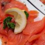 Dapat Menyehatkan Otak, Berikut 4 Manfaat Ikan Salmon Bagi Kesehatan
