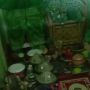 Hiii! Rumah Kosong Diduga Jadi Sarang Praktik Ilmu Hitam, Warga Temukan Foto-foto Aneh Hingga Jarum