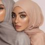 Inspirasi 6 Warna Outfit untuk Lebaran ala Halda Firga!