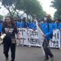 Ribuan Mahasiswa Tiba di Gedung DPR, Orator: Rapatkan Barisan Kawan-kawan, Jangan Sampai Ada Penyusup