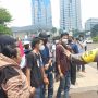 Kumpul di Dekat Istana Bawa Bendera Merah Putih, Polisi Tangkap Belasan ABG Diduga Pelajar: Kami Mau Unjuk Rasa!