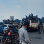 Demo 11 April, Mahasiswa Blokade Gerbang Tol Gedong Ciracas Jaktim, Macet 1 Km