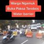 Bukan Gas Air Mata, Viral Demo Mahasiswa Dibubarkan Paksa Gegara Warga Ngamuk Kejar Waktu Buka Puasa