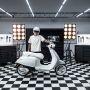 JUSTIN BIEBER X VESPA, Sepeda Motor Eksklusif Bertema Monokrom Hasil Desain Pribadi