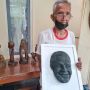 Keren! Seniman Asal Temanggung Mbah Yono Buat Wajah Ganjar Pranowo Pakai Tanah Liat Sistem Tutul