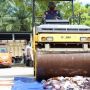 Ratusan Botol Miras dan Belasan Mesin Judi Dimusnahkan Polres Sergai