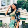 Viral! Mirip Banget Rihanna, Influencer Ini Kerap Diburu Para Fans Untuk Minta Tanda Tangan