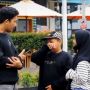 Viral Tiktok, Demi Pacar Bocah Ini Rela Bekerja Jadi Tukang Parkir, Netizen: Dek Cinta Tak Selamanya Indah Dek