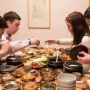 9 Table Manners Korea Selatan yang Harus Kamu Ketahui