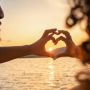 Sering Dibilang 'Flirty', Ternyata Ini 5 Tanda Gemini Benar-Benar Jatuh Cinta Kepadamu