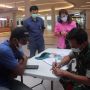 Vaksinasi Covid-19 di Pusat Perbelanjaan Jelang Lebaran