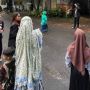 Tim PMM UMM 80 Membuat Takjil Bersama dan Dibagikan Kepada Masyarakat