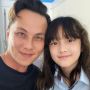 10 Artis Lelaki Mirip Sama Anak Perempuan, Bagai Pinang Dibelah Dua